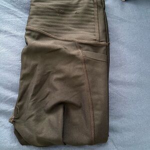 Under Armour Black Leggings for Active Wear